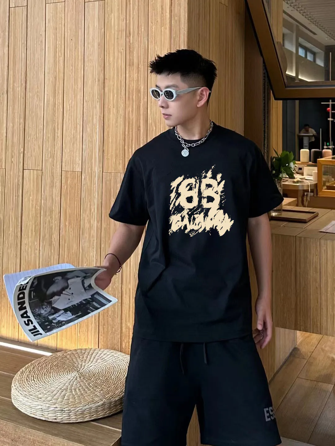 P80✨🔥 BALENCIAGA Paris lettering printed short-sleeved T-shirt, custom-woven and dyed 280g combed cotton heavyweight fabric, zero color difference in thread, perfect details, different from the current version on the market, welcome to compare, Same Style for men and women, must-sell in the picture above Color: White Black Size: 1 2 3 4